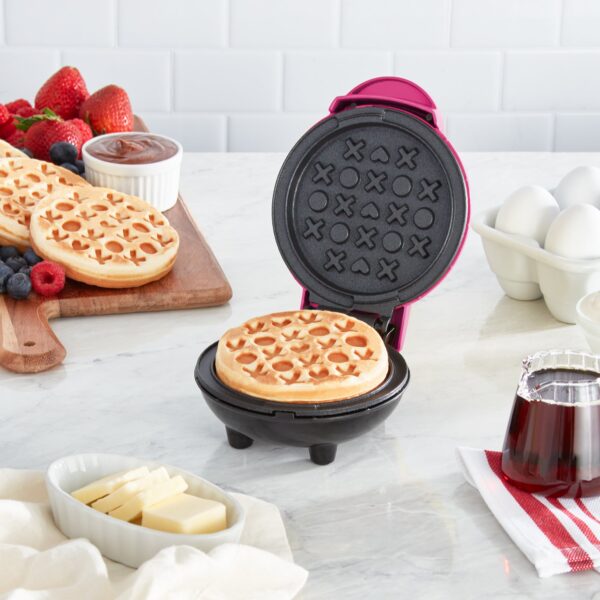 Love Mini Waffle Maker