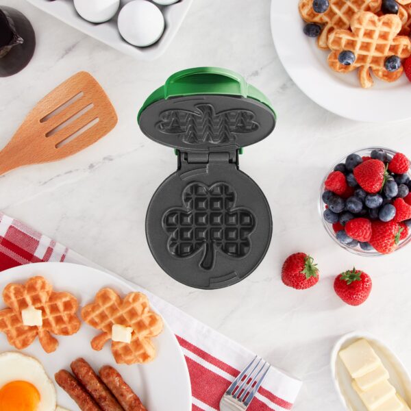 Shamrock Mini Waffle Maker