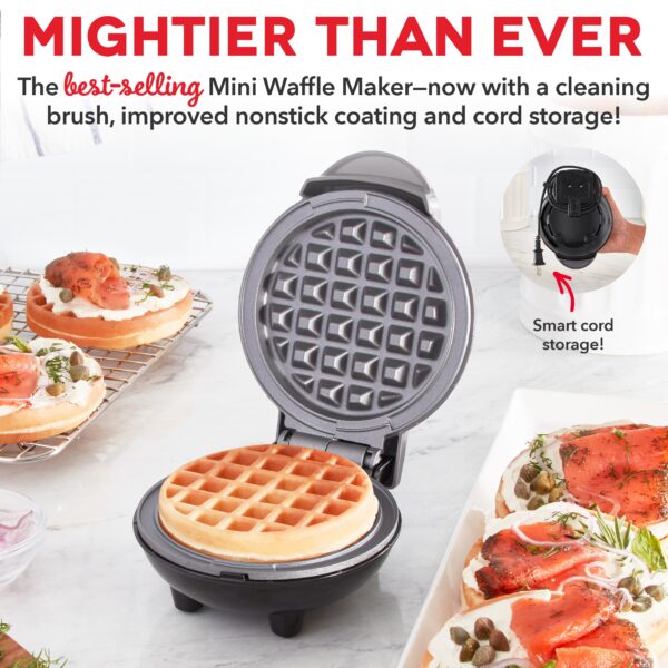 Deluxe Mini Waffle Maker